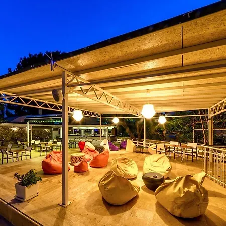 Mersoy Bellavista (adults Only) إتْشميلير